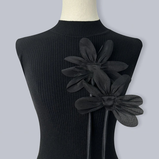 LaceBloom Flower Brooch Set